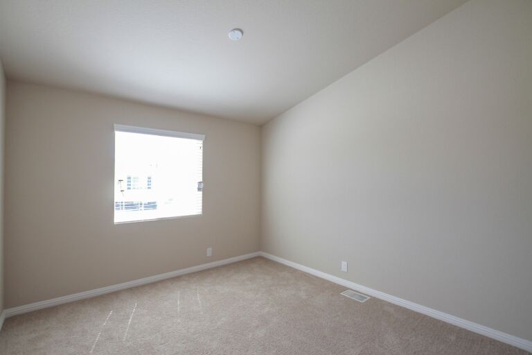 Bradford-BD-07-bedroom-2