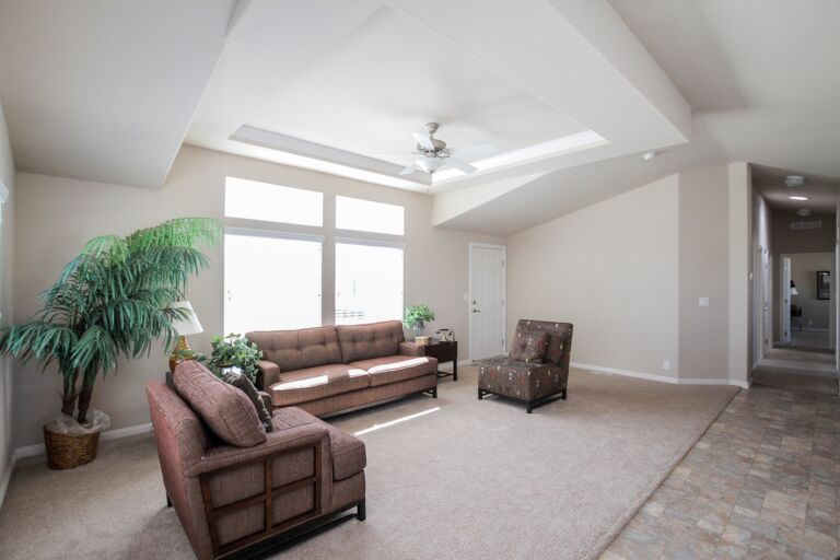 Bradford-BD-07-living-room