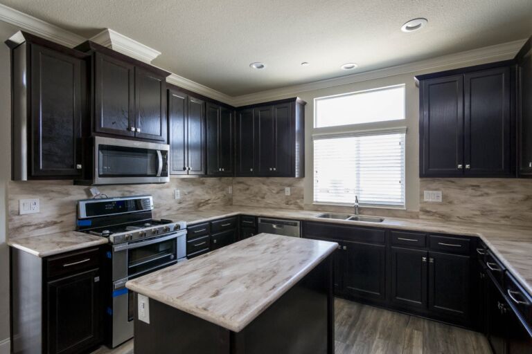 Bradford BD 43 kitchen 4