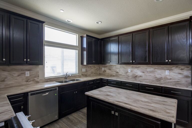 Bradford BD 43 kitchen 5