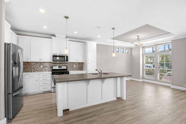 Bradford-BD-4580HSP-Kitchen-1