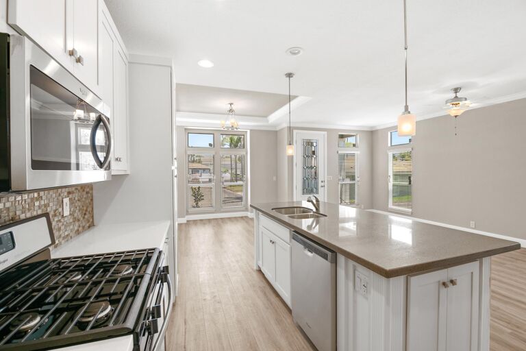 Bradford-BD-4580HSP-Kitchen-2